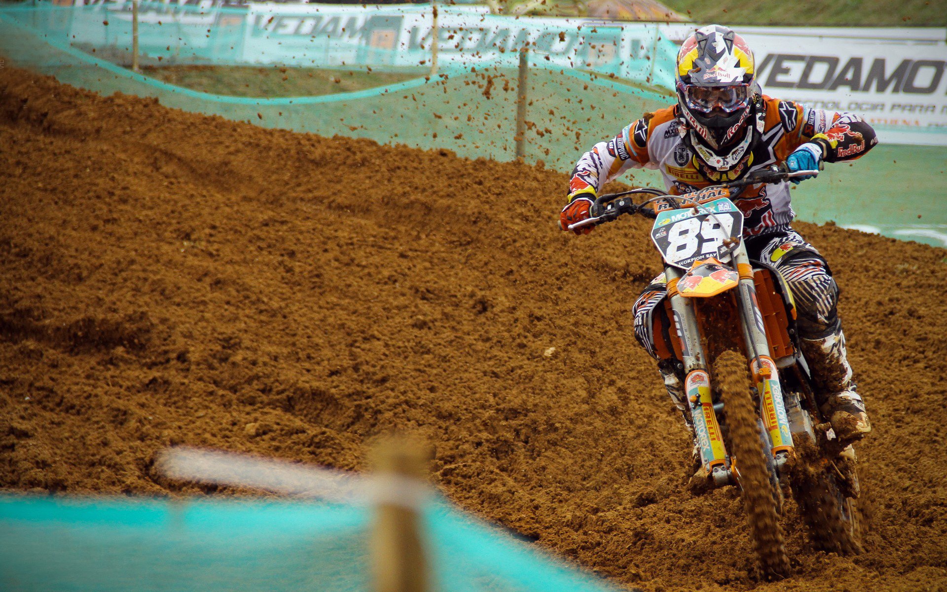 火箭封闭训练重点练习外线夹击战术应用，火箭外贮器